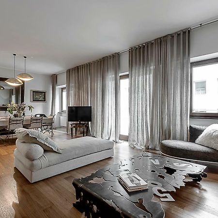 Milano Central Luxury Luaran gambar