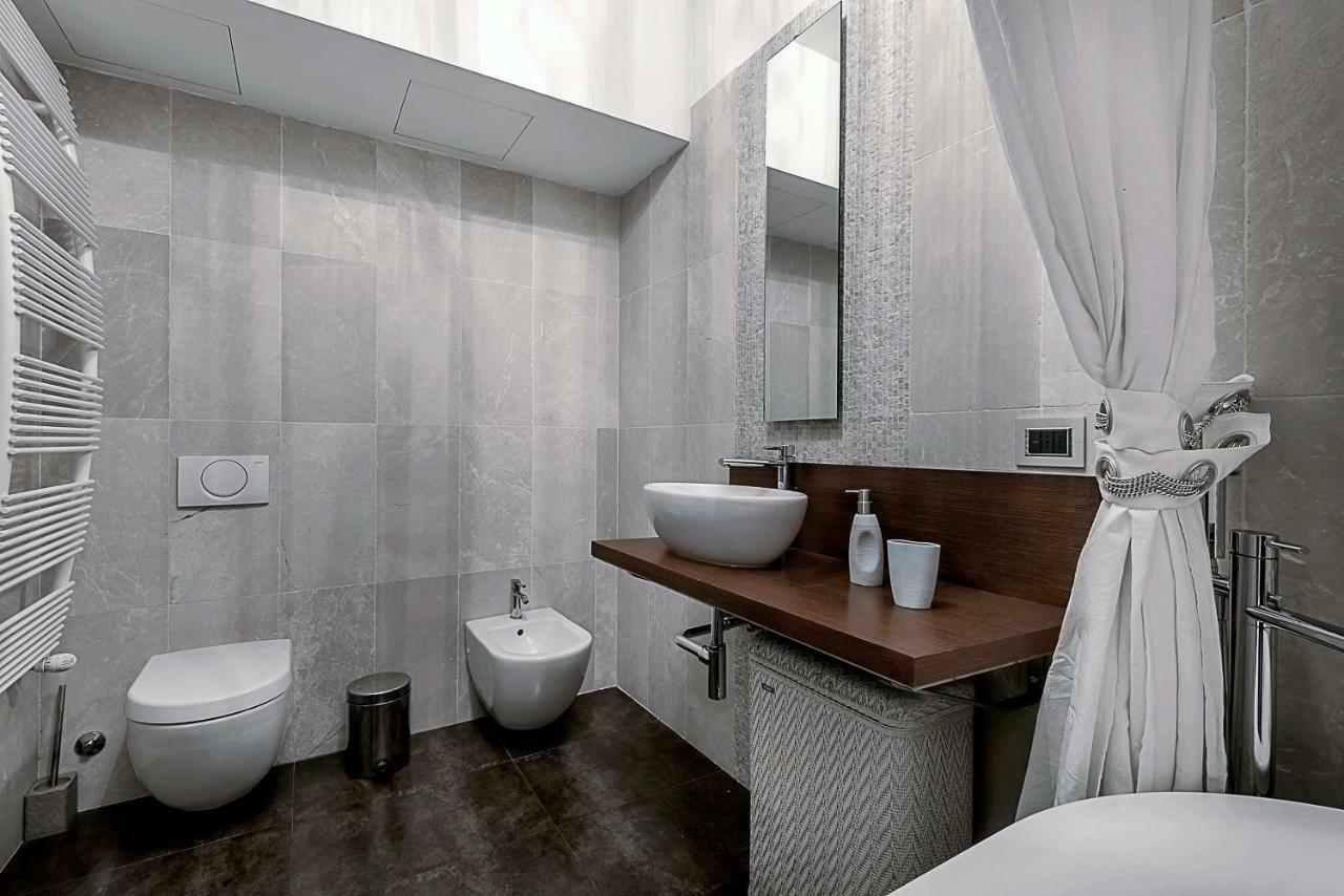 Milano Central Luxury Luaran gambar